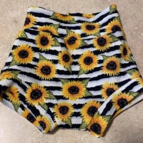 Sunflower bummies - Picture 1 of 1